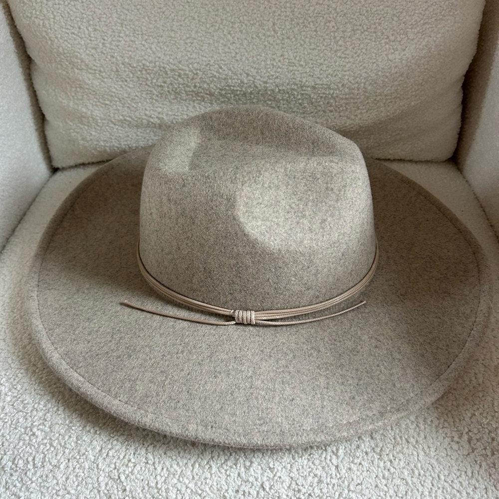 Tan Wide-Brim Women's Hat